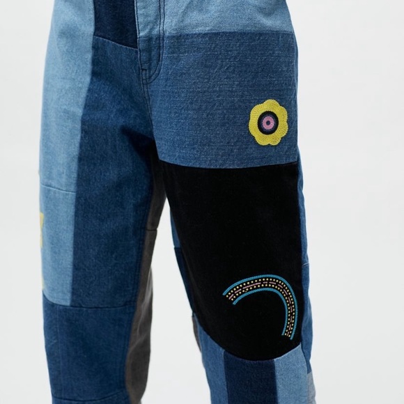 BDG High-Waisted Baggy Jean - Patched NWT Size 24 - Picture 5 of 9